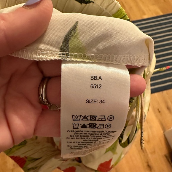 Ganni Floral Surfer Swim Shorts Sz 2 (US) NWT - Picture 9 of 9